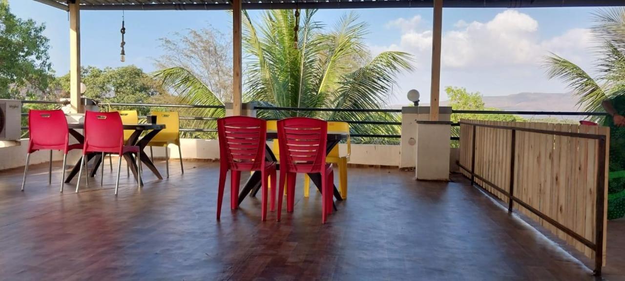 Karla Retreat Resort Лонавала Екстериор снимка