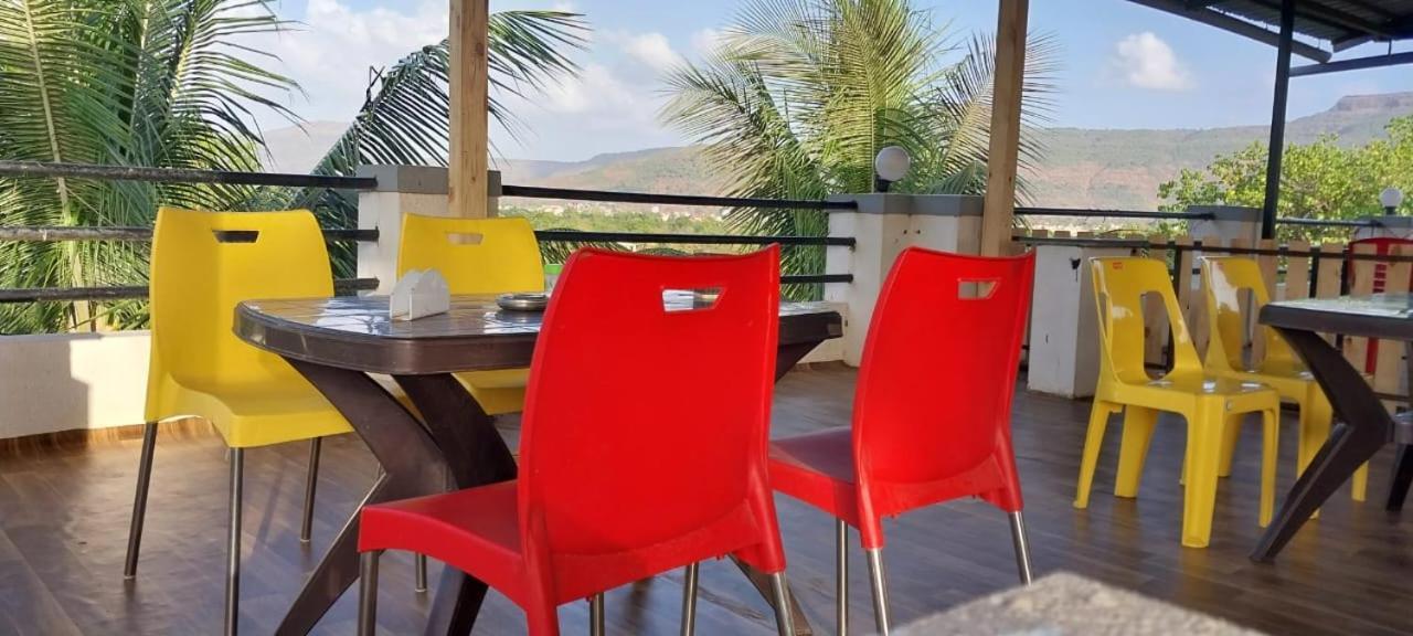 Karla Retreat Resort Лонавала Екстериор снимка