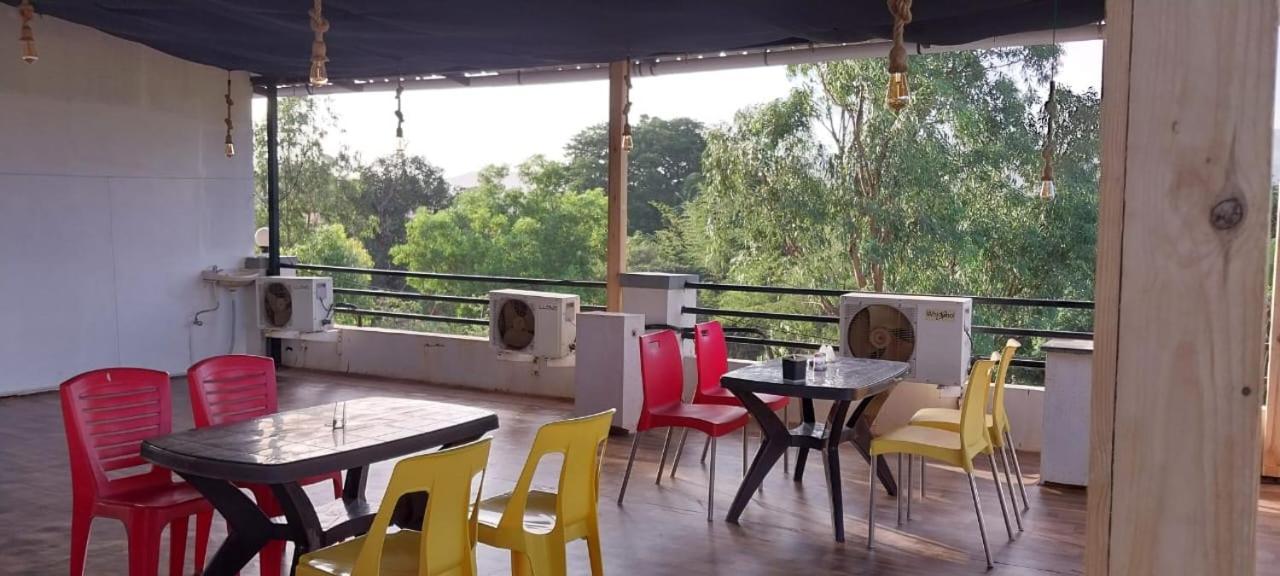 Karla Retreat Resort Лонавала Екстериор снимка